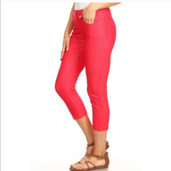 COPY - Women’s Classic Skinny Capri jeggings - Picture 2 of 4